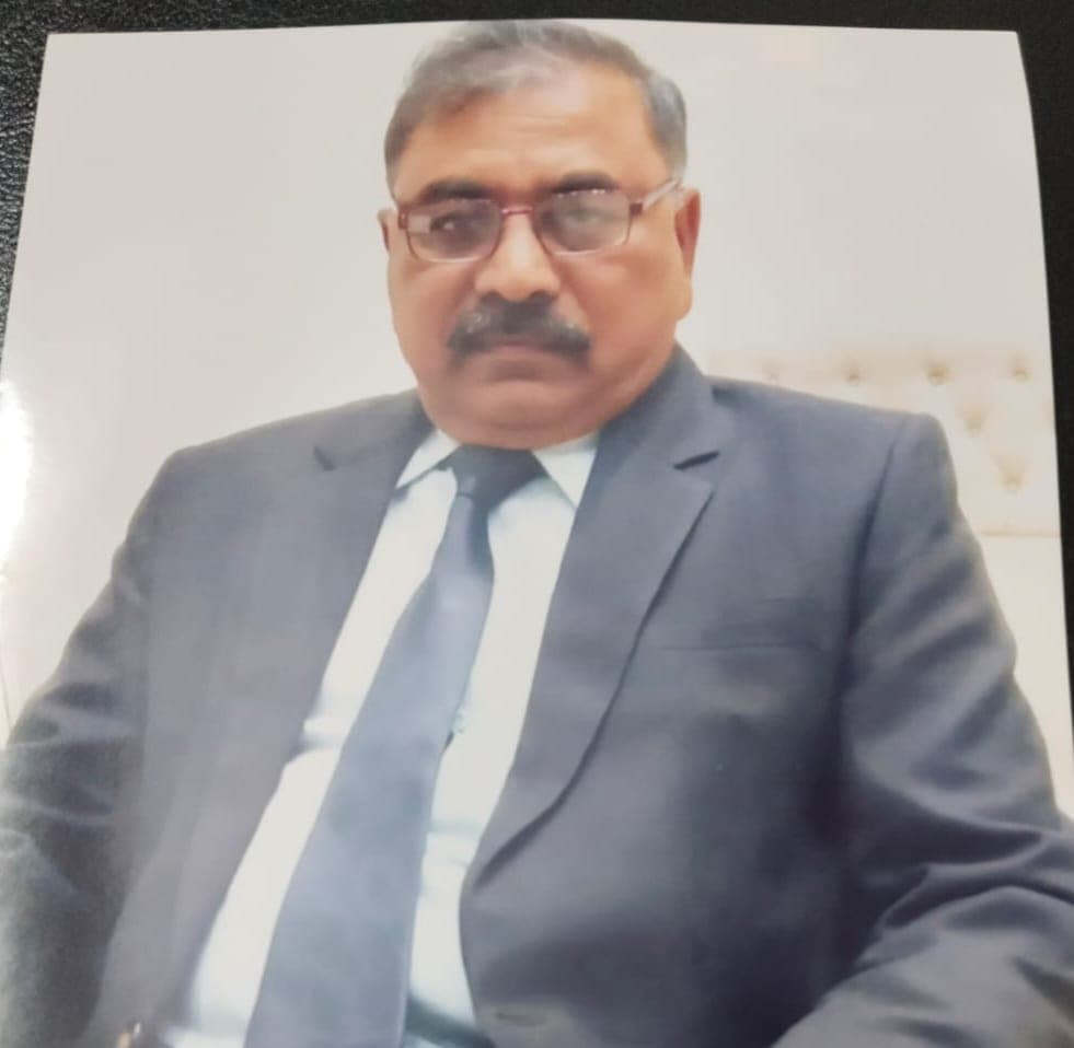 श्री आर प्रसाद